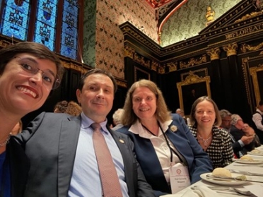 Isabel Gonçalves, Tomasz Guzik, Cornelia Weyand and Nicola Smart during the social dinner in Cambridge